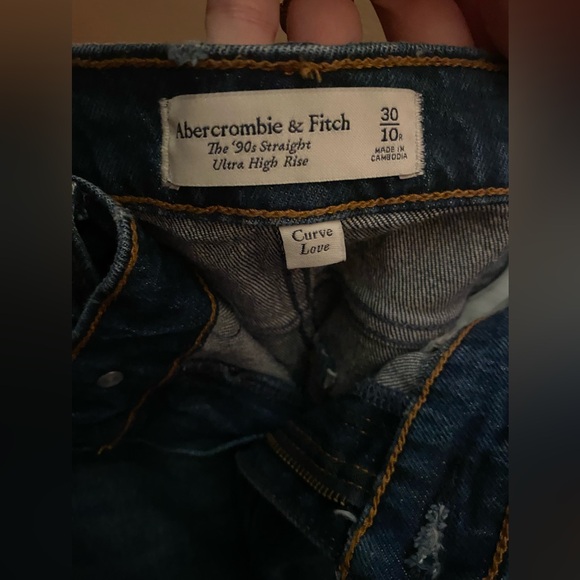 NWOT A&F Curve Love The '90s Straight Jeans Ultra High Rise 30 | 10 - Picture 9 of 14